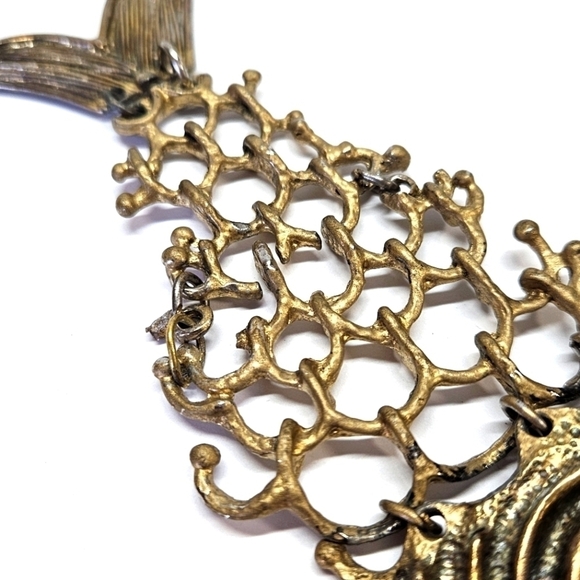 VINTAGE Brutalist Articulated Brass Large Fish Skeletal Statement Pendant MCM - Picture 7 of 8